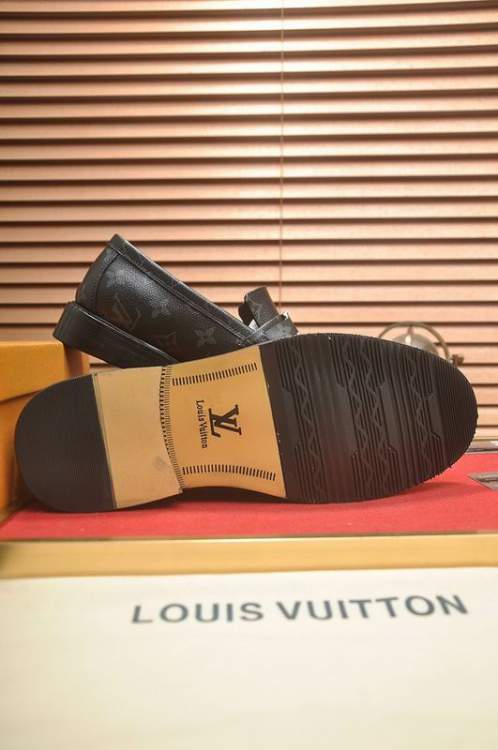 Picture of Louis Vuitton Shoes _SKULVsz38-45mnf041514219